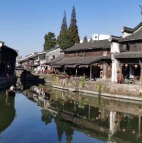主播手记 | 杭州村民众筹1.2亿造新居 178户全是三层大别墅 博陆村分房摇号 户主喊话:我儿子还单身……